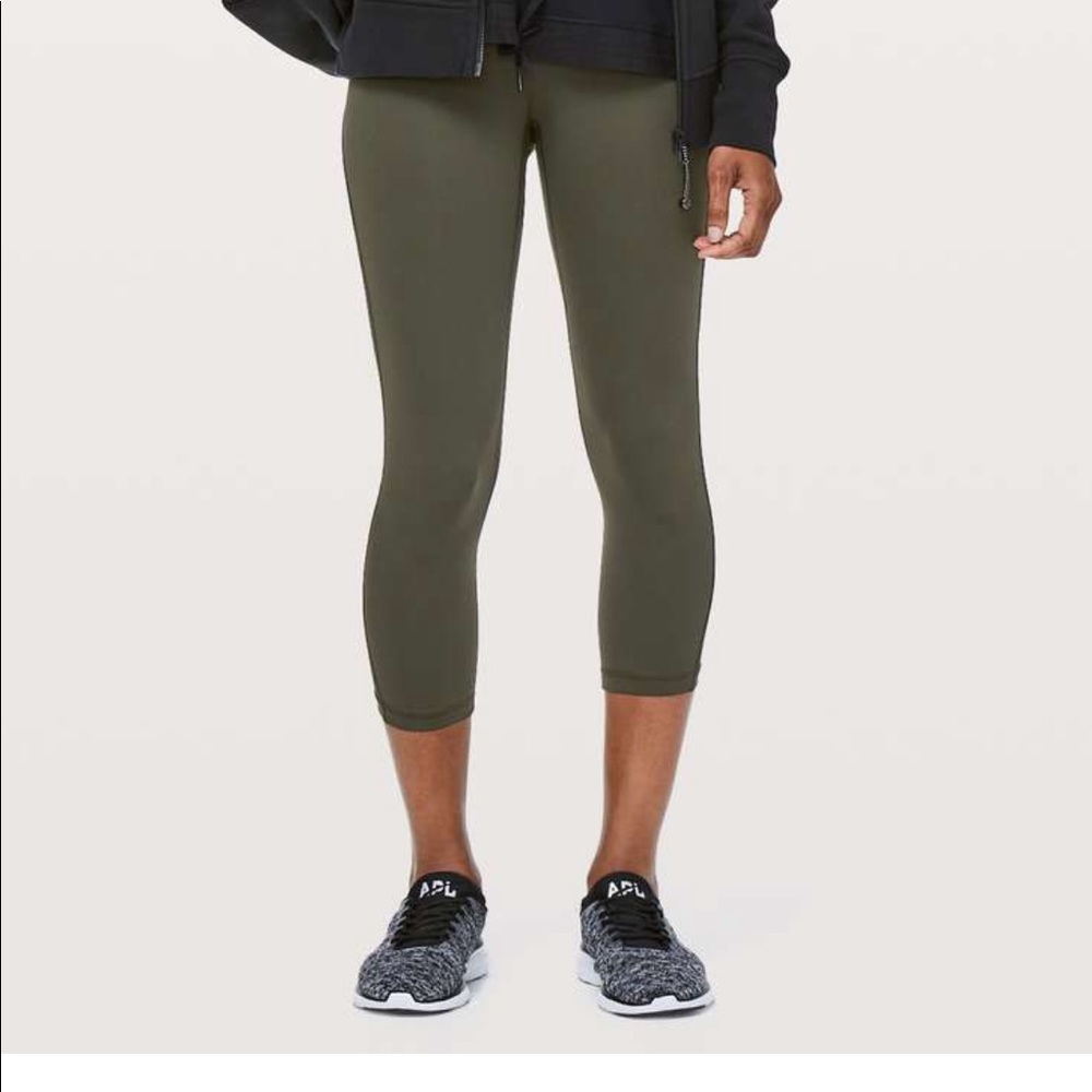 Lululemon Train Time Crop 21”